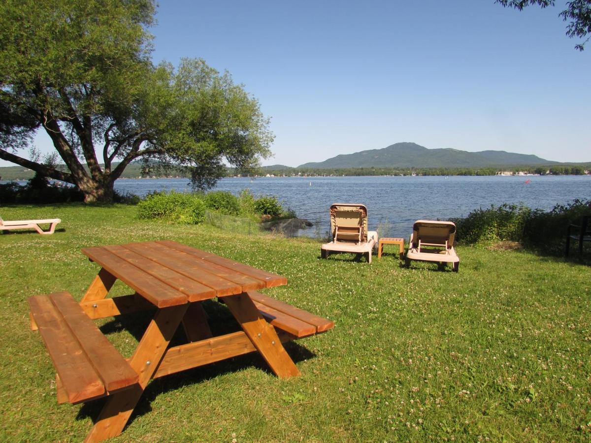 Superbe Condo Bord De L'Eau A Magog Kültér fotó